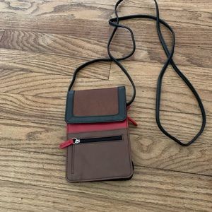 ili Multicolored Leather Organizing Crossbody Bag
